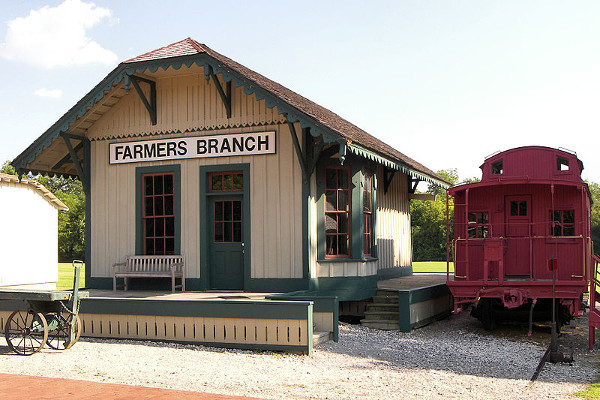 Farmers Branch Train Depot - Photography by Larry D. Moore CC BY-SA 3.0